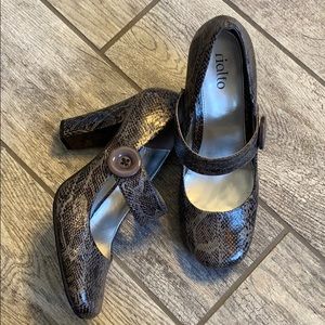 Snake skin Mary Jane